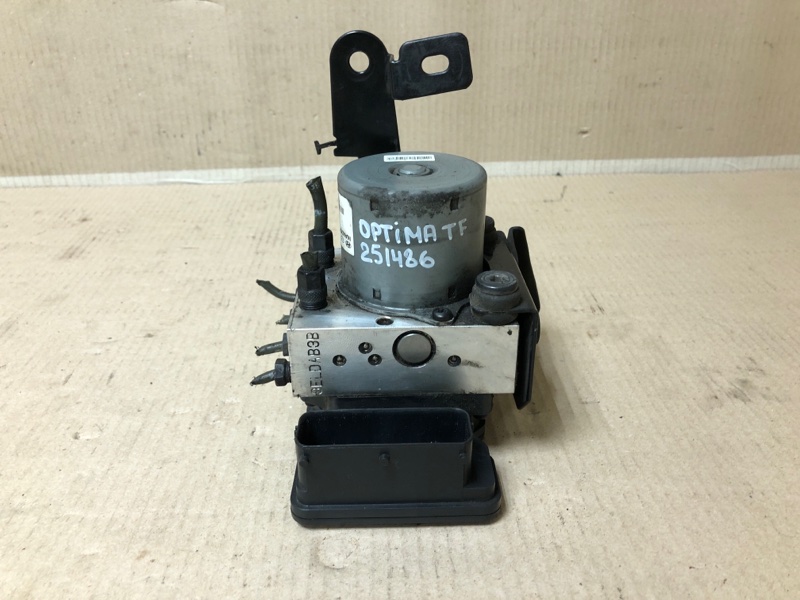 Блок ABS OPTIMA TF 11-16 2015 Седан 2.4 G4KJ Блок ABS OPTIMA TF 11-16 2015 Седан 2.4 G4KJ