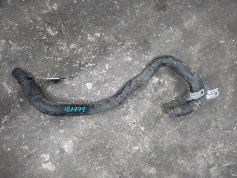 Запчасть патрубок системы охлаждения MITSUBISHI LANCER X 10 07-15 2010 Хетчбек 2.4 4B12 1370A194 Б/У Патрубок системы охлаждения MITSUBISHI LANCER X 10 07-15 2010 Хетчбек 2.4 4B12 1370A194 Б/У