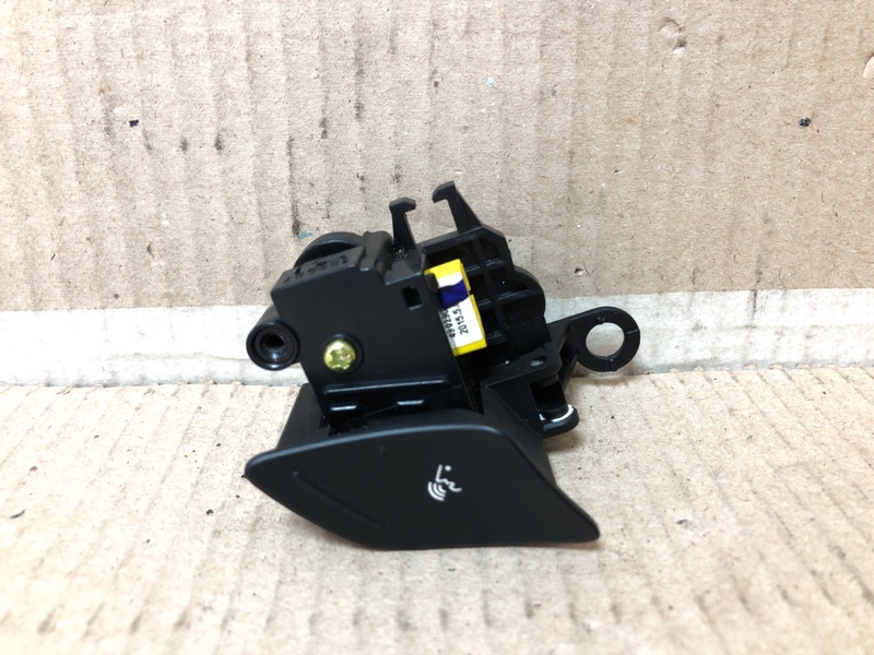 Кнопки на руль левые KIA OPTIMA TF 11-16 2015 Седан 2.4 G4KJ 96720-2T200CA Б/У