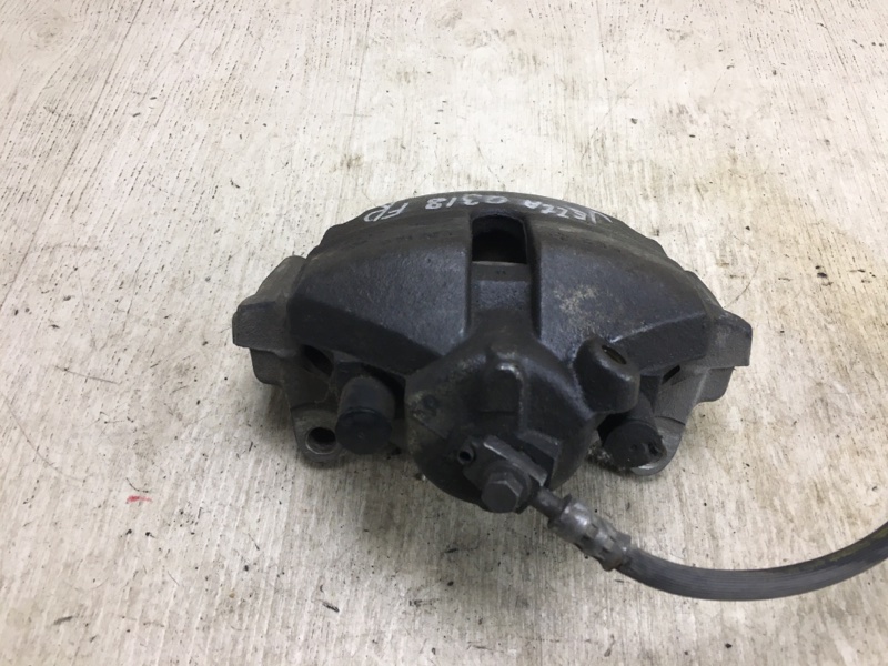 Суппорт тормозной передний правый VOLKSWAGEN JETTA USA 10-17 162 1.8 CPRA