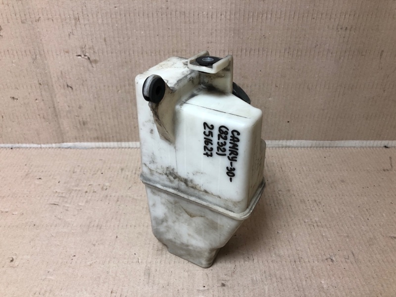 Запчасть резонатор воздушного фильтра TOYOTA CAMRY 30 02-06 2005 2.4 2AZFE 17805-0H010 Б/У Резонатор воздушного фильтра TOYOTA CAMRY 30 02-06 2005 2.4 2AZFE 17805-0H010 Б/У