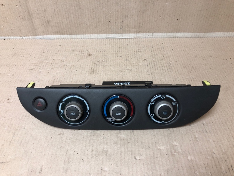 Блок управления печкой TOYOTA CAMRY 30 02-06 2005 2.4 2AZFE 55902-06120 Б/У