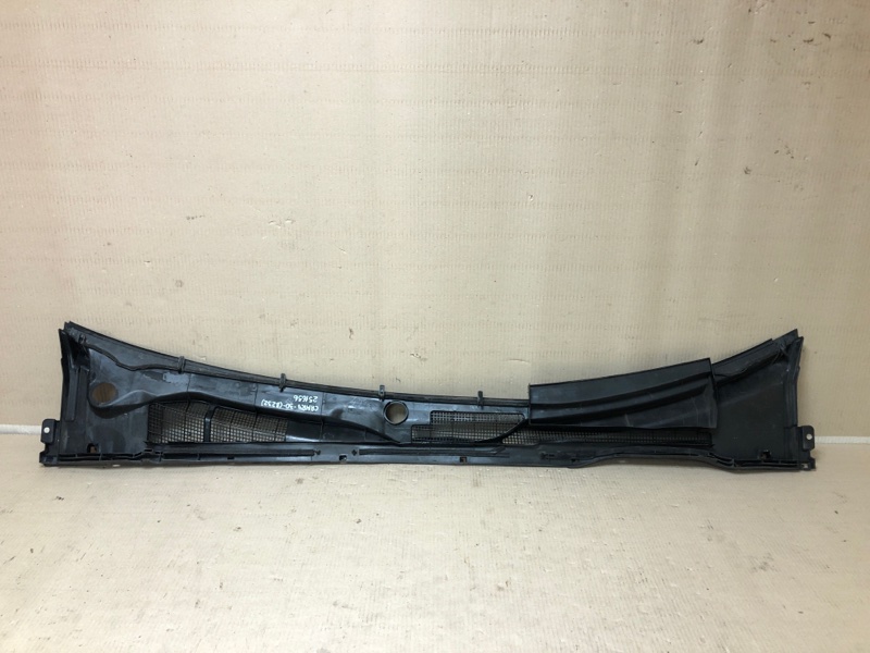 Пластик под лобовое стекло / Жабо CAMRY 30 02-06 2005 2.4 2AZFE