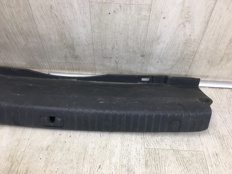 Накладка панели багажника внутренняя GRANDEUR 05-11 2005-2010 TG 3.3 G6DB