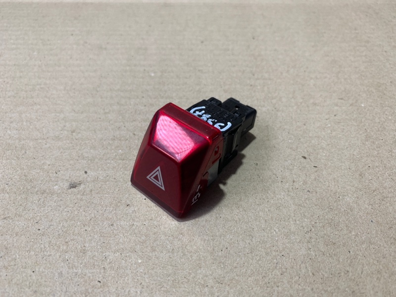 Кнопка аварийной сигнализации SUBARU FORESTER 12-19 2018 2.5 83037VA000 Б/У