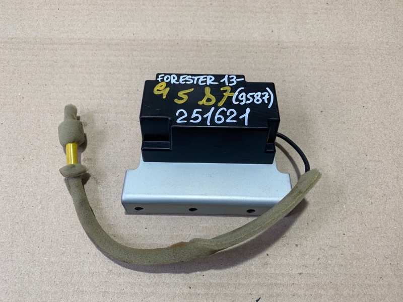 Антенна SUBARU FORESTER 12-19 2018 2.5 86321SG530 Б/У