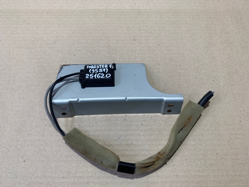 Антенна SUBARU FORESTER 12-19 2018 2.5 86277SG530 Б/У