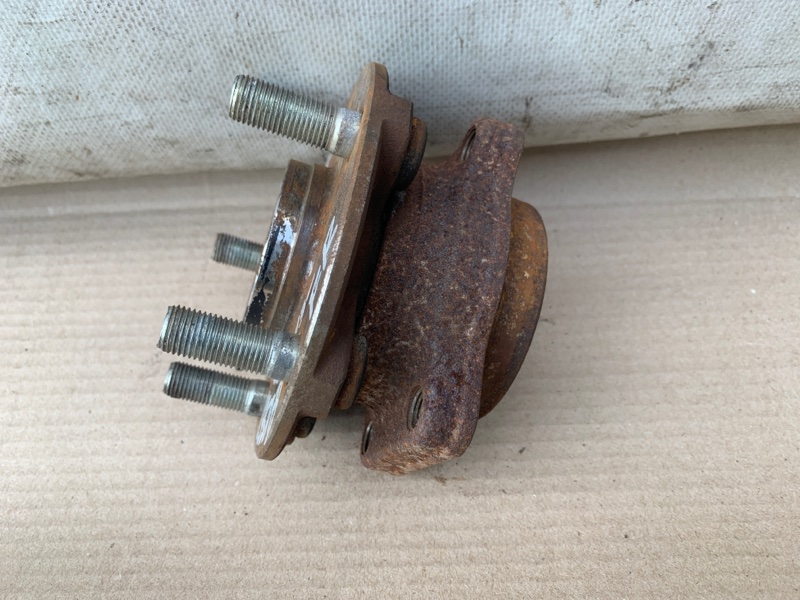 Ступица передняя SUBARU FORESTER 12-19 2.5