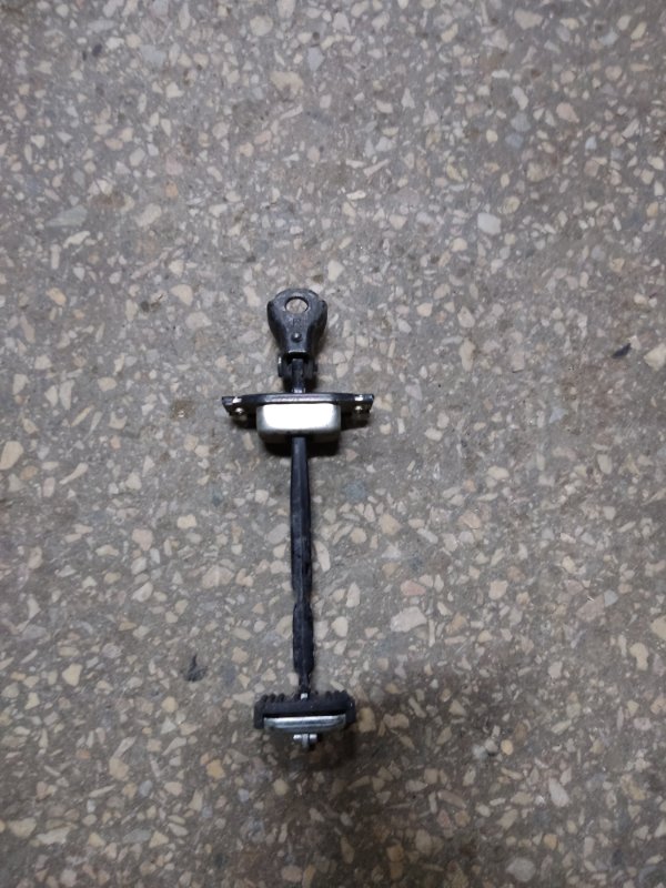 Ограничитель двери задний правый ACCORD CU8 / TSX 08-14