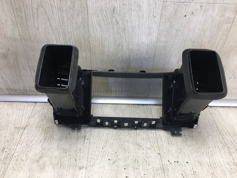 Накладка торпедо центр. PATHFINDER R52 12-21 2014 R52 3.5 VQ35DE