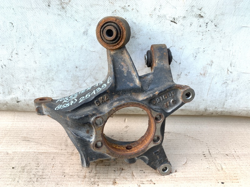 Цапфа правая SUBARU FORESTER 12-19 2018 2.5 28411SG021 Б/У