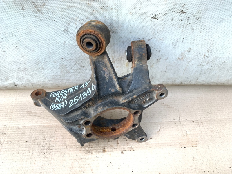 Цапфа правая FORESTER 12-19 2018 2.5