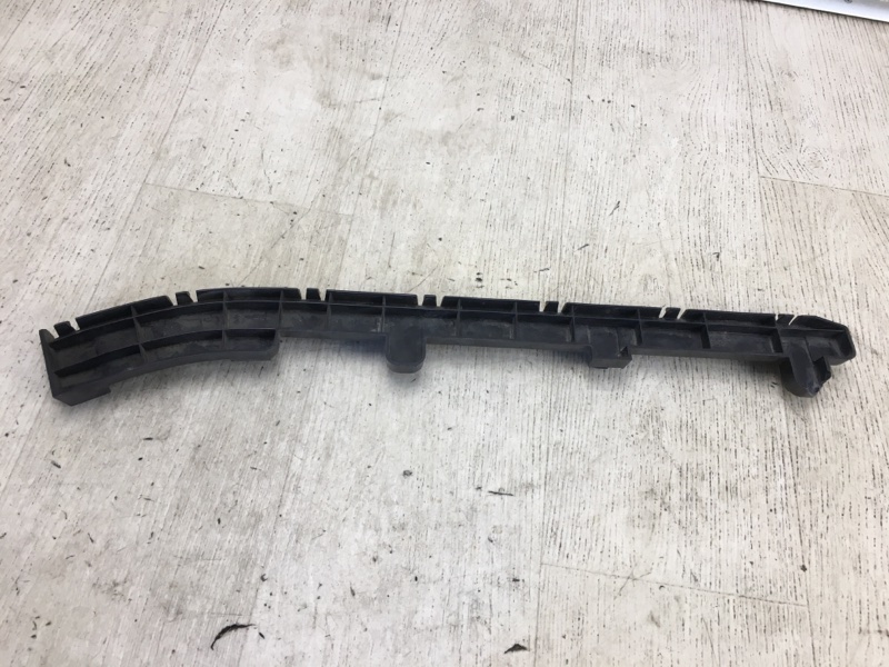 Кронштейн заднего бампера задний левый GALANT 03-12