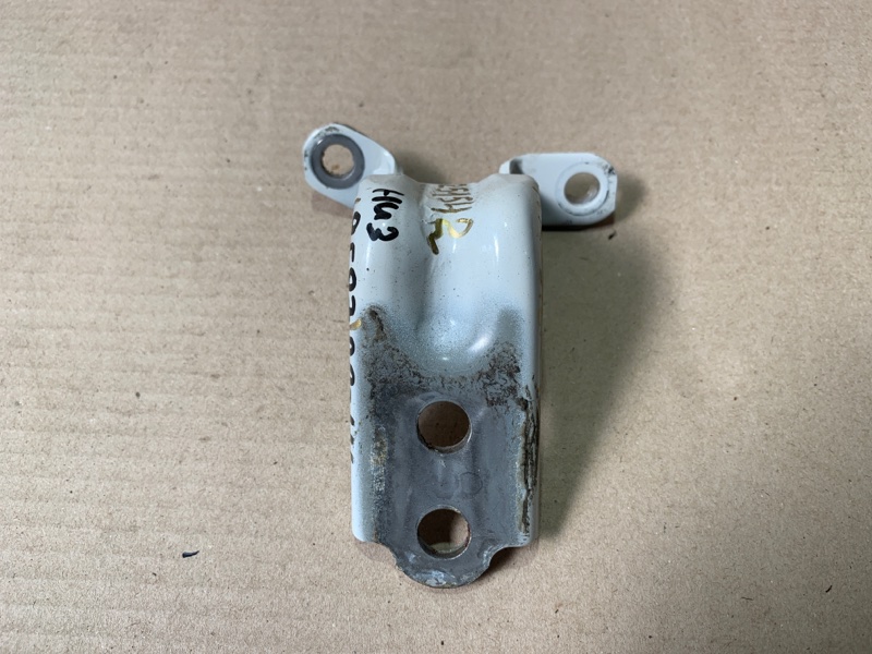 Петля двери нижняя задняя левая SUBARU FORESTER 12-19 2018 2.5 60479FG032 Б/У