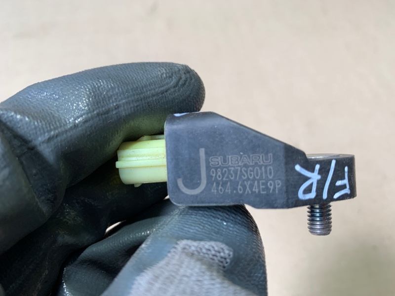 Датчик удара передний правый FORESTER 12-19 2018 2.5