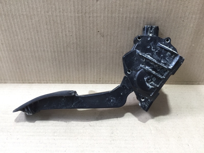 Педаль газа SUBARU FORESTER 12-19 2.5