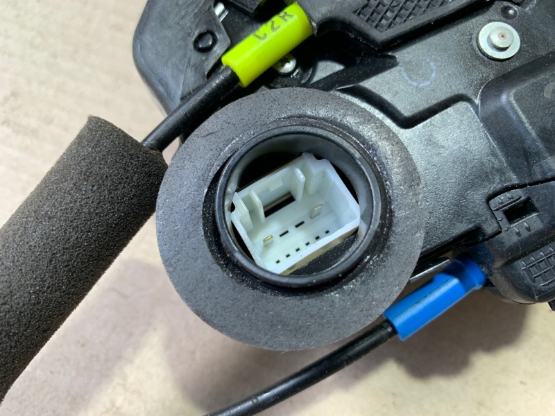 Замок двери задний правый FORESTER 12-19 2018 2.5