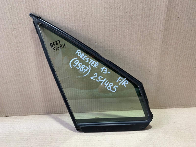Стекло двери глухое переднее правое SUBARU FORESTER 12-19 2018 2.5 61012SG301 Б/У