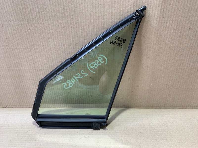 Стекло двери глухое переднее правое FORESTER 12-19 2018 2.5