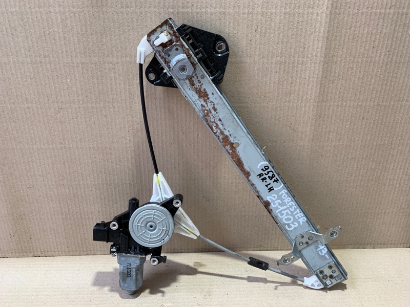 Стеклоподъемник задний левый SUBARU FORESTER 12-19 2018 2.5 61042SG210 Б/У