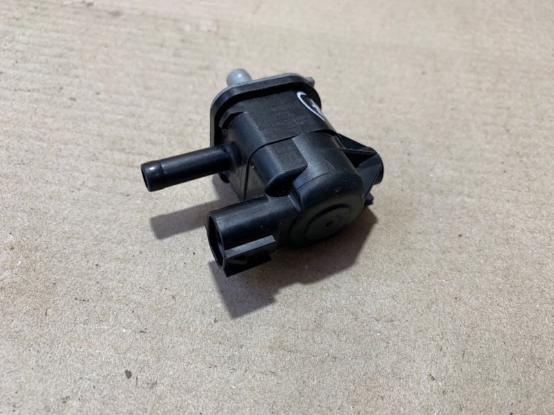 Клапан электромагнитный (вакуумный) SUBARU FORESTER 12-19 2.5