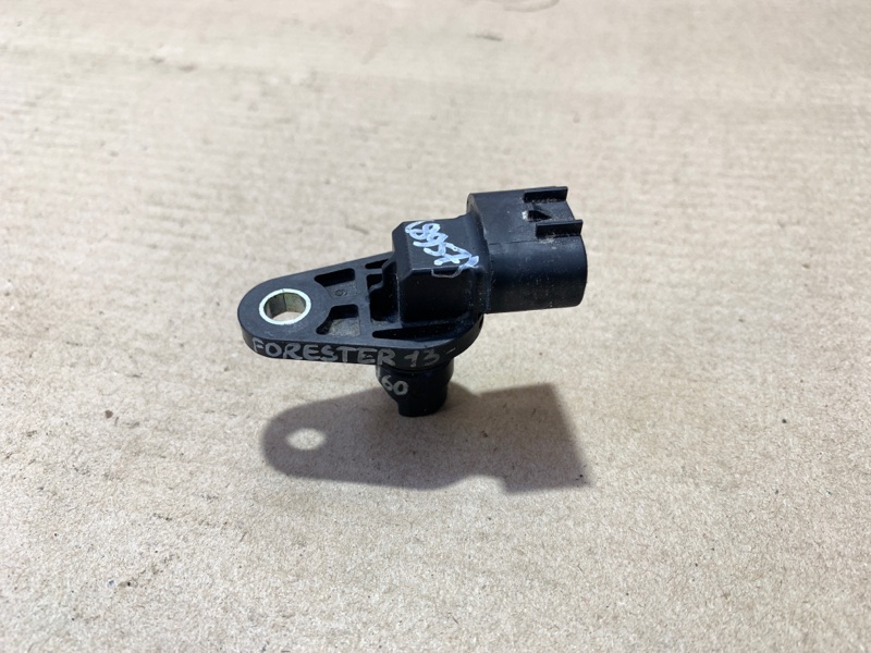 Датчик положения распредвала SUBARU FORESTER 12-19 2018 2.5 22056AA280 Б/У
