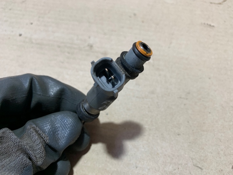 Форсунка топливная SUBARU FORESTER 12-19 2.5 Форсунка топливная SUBARU FORESTER 12-19 2.5