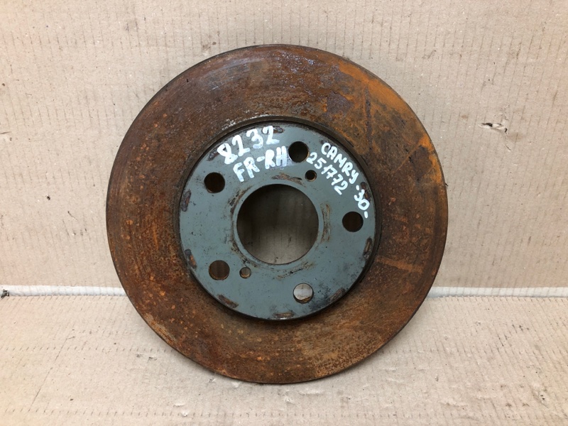 Тормозной диск передний TOYOTA CAMRY 30 02-06 2005 2.4 2AZFE 43512-06040 Б/У