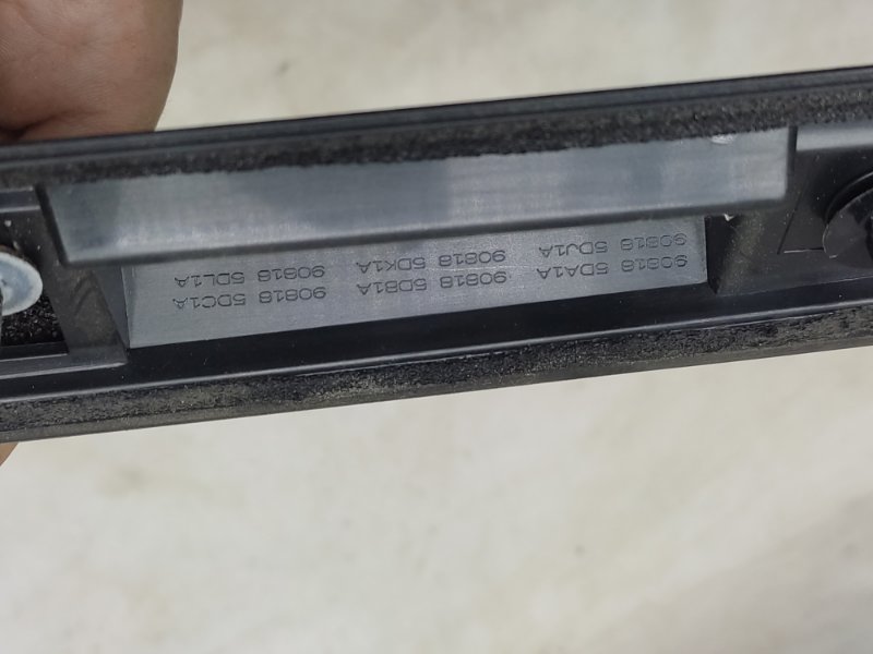 Панель подсветки номера задний QX30 16-20 2017 Внедорожник 2.0 20PET Панель подсветки номера задний QX30 16-20 2017 Внедорожник 2.0 20PET