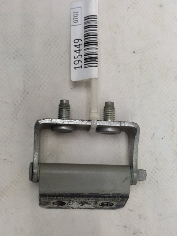 Петля крышки багажника задняя левая INFINITI QX30 16-20 2017 Внедорожник 2.0 20PET 90400-EY10A Б/У