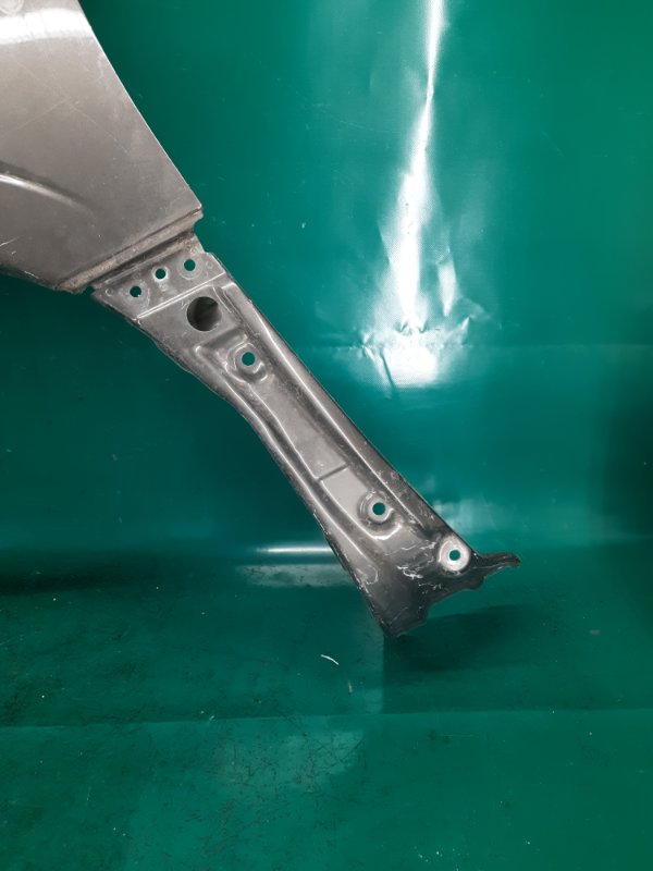 Крыло переднее левое ENDEAVOR 03-11 2003 Внедорожник 3.8