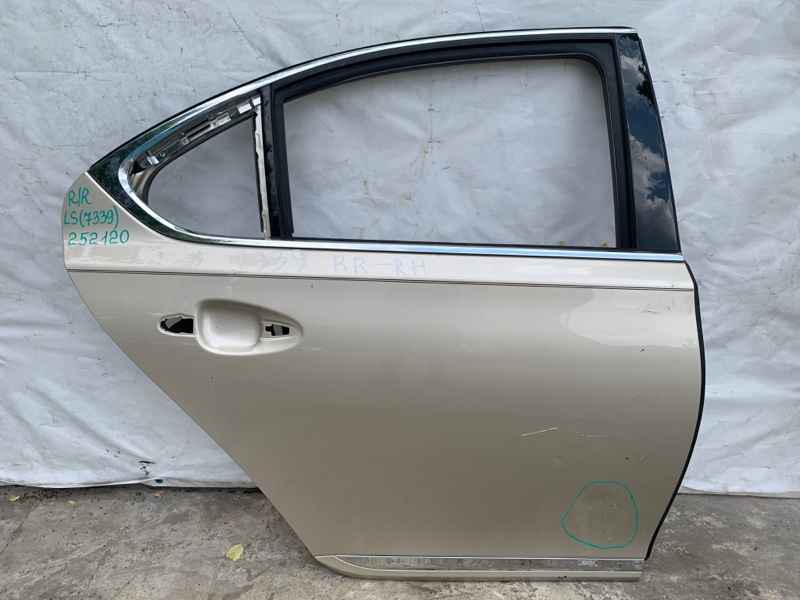 Дверь задняя правая LEXUS LS460 06-12 2011 USF40 4.6 67003-50060 Б/У