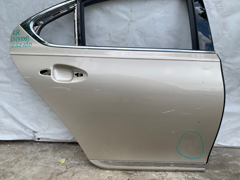 Дверь задняя правая LEXUS LS460 06-12 USF40 4.6