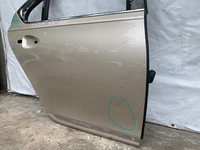 Дверь задняя правая LS460 06-12 2011 USF40 4.6