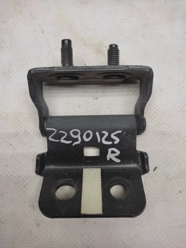 Запчасть петля крышки багажника правая NISSAN MURANO Z50 02-07 90400-CB800 Б/У Петля крышки багажника правая NISSAN MURANO Z50 02-07 90400-CB800 Б/У