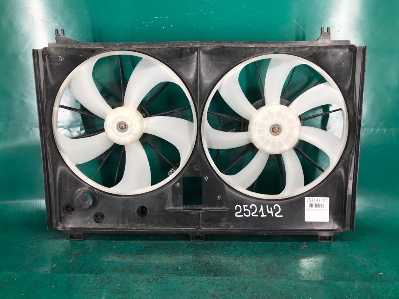 Диффузор вентилятора основного радиатора LEXUS LS460 06-12 2011 USF40 4.6 16711-38060 Б/У