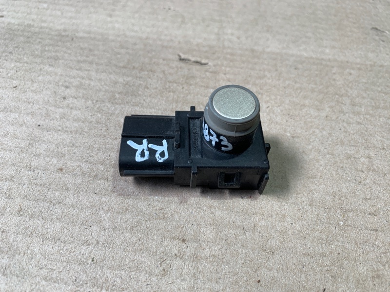 Запчасть датчик парктроника задний LEXUS LS460 06-12 2011 USF40 4.6 89341-50060-E2 Б/У Датчик парктроника задний LEXUS LS460 06-12 2011 USF40 4.6 89341-50060-E2 Б/У