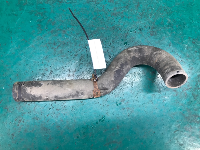 Патрубок системы охлаждения MAZDA TRIBUTE 00-07 Внедорожник 3.0