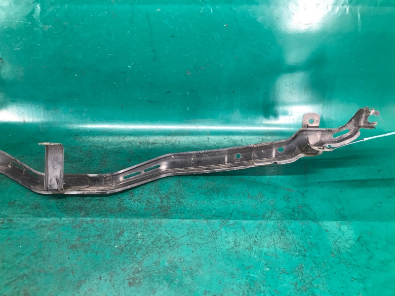 Кронштейн переднего бампера M35/M45 04-10 2006 Седан 3.5 VQ35DE Кронштейн переднего бампера M35/M45 04-10 2006 Седан 3.5 VQ35DE