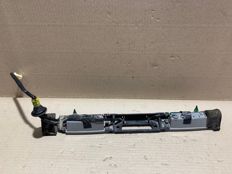 Подсветка номера LEXUS LS460 06-12 USF40 4.6