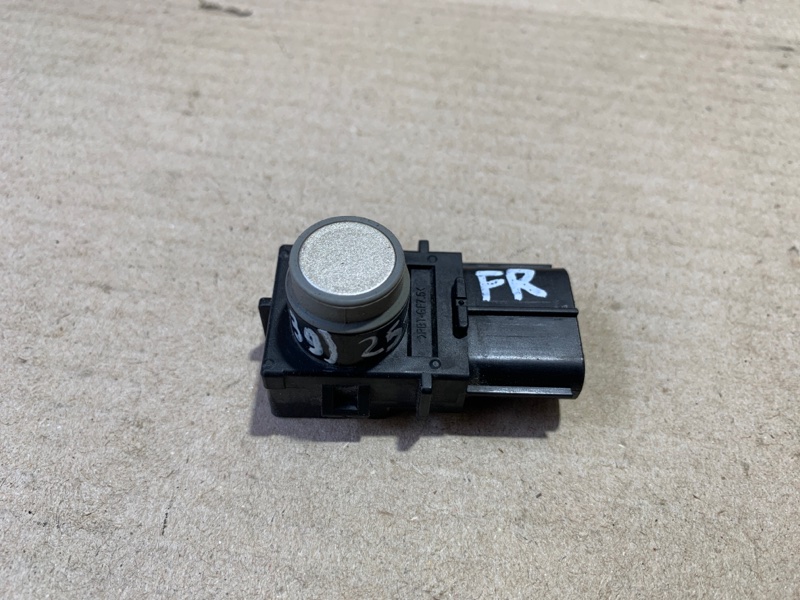 Датчик парктроника передний LS460 06-12 2011 USF40 4.6 Датчик парктроника передний LS460 06-12 2011 USF40 4.6