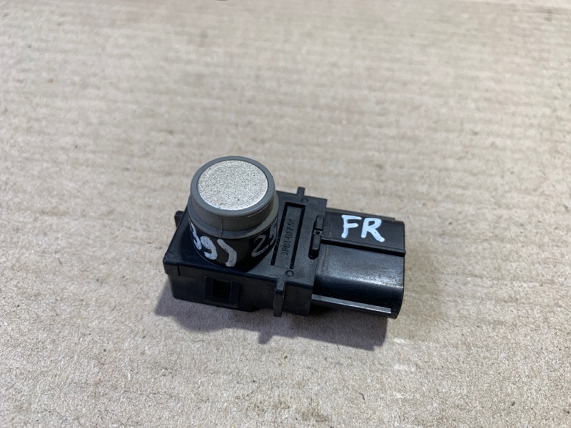 Датчик парктроника передний LS460 06-12 2011 USF40 4.6