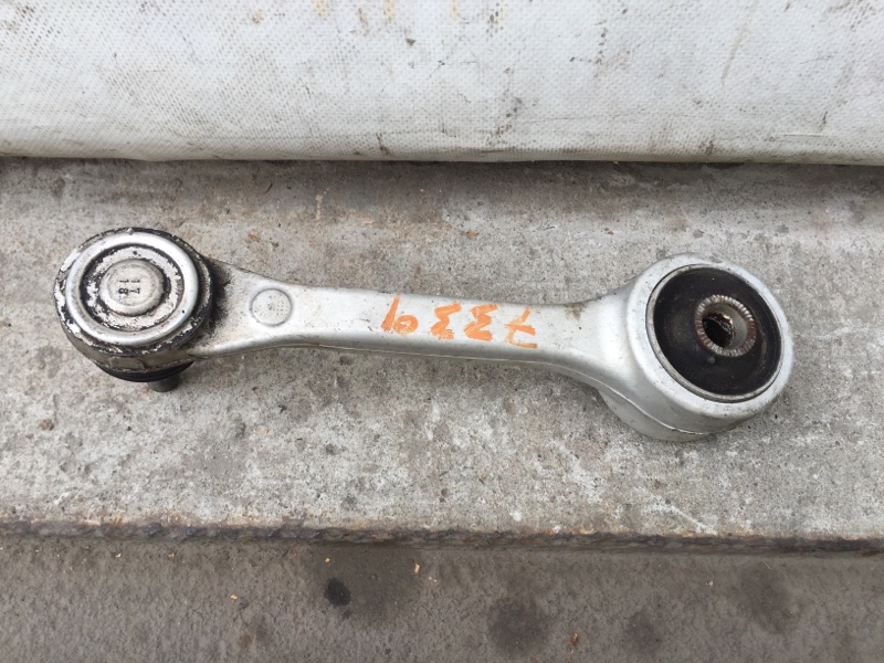 Рычаг задней подвески поперечный верхний передний LS460 06-12 2011 USF40 4.6