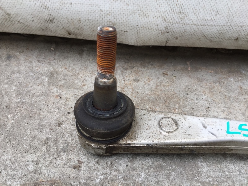 Рычаг задней подвески поперечный нижний передний LS460 06-12 2011 USF40 4.6