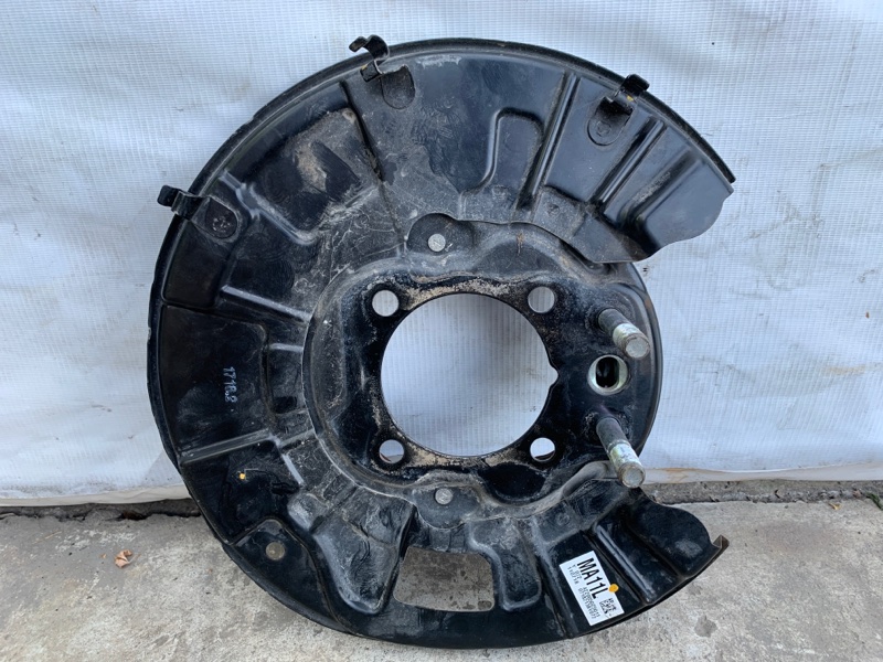 Тормозной механизм левый LS460 06-12 2011 USF40 4.6