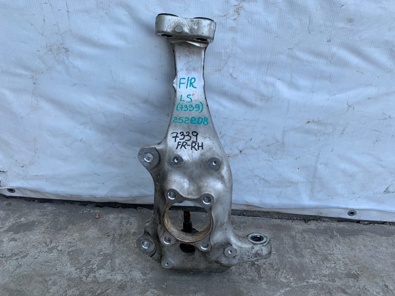 Кулак поворотный правый LEXUS LS460 06-12 2011 USF40 4.6 43201-59045 Б/У