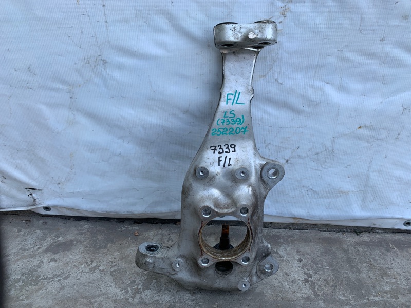 Кулак поворотный левый LEXUS LS460 06-12 2011 USF40 4.6 43202-59075 Б/У