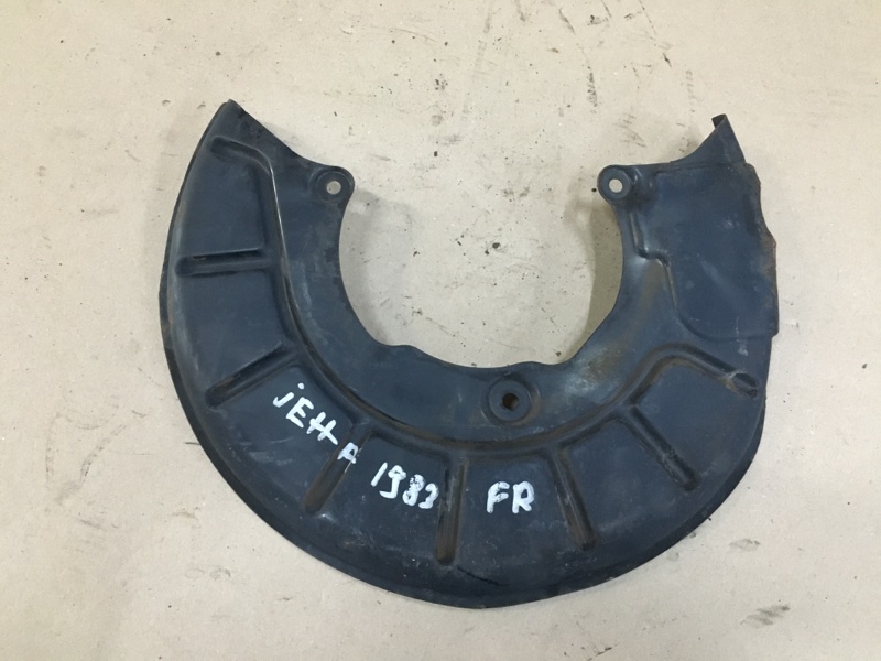 Защита тормозного диска передняя правая VOLKSWAGEN JETTA USA 10-17 2011 162 CBTA 2.5L 1K0 615 312 Б/У