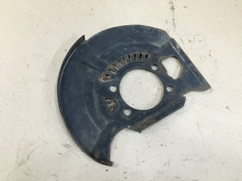 Защита тормозного диска передняя правая NISSAN NV200 USA 13- M20XUS 2.0 MR20DE