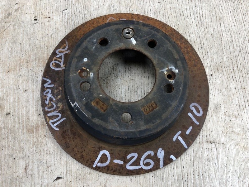 Тормозной диск задний HYUNDAI TUCSON LM 09-15 2014 LM 2.0 G4KD 584111H300 Б/У